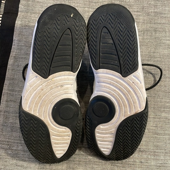 Jordan Max Aura White Metallic Gold Black Men’s Size 8.5 EUC - Picture 5 of 9